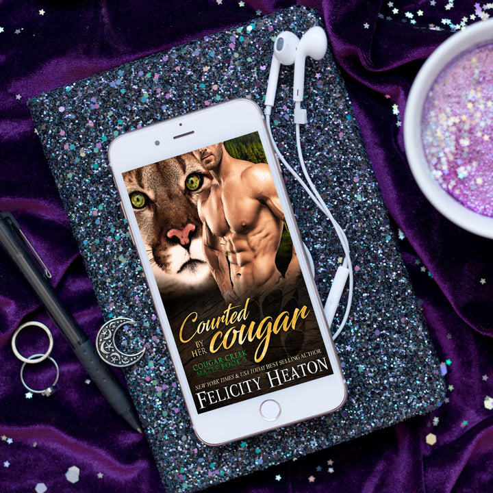 Courted by her Cougar - Audiobook